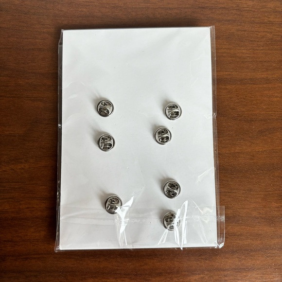 Jeffree Star Cosmetics Spring 2021 First Edition 4pc Enamel Pin Set New - Picture 4 of 4